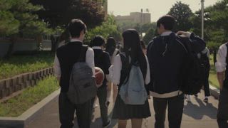 第1集 深夜才出現的「男朋友」